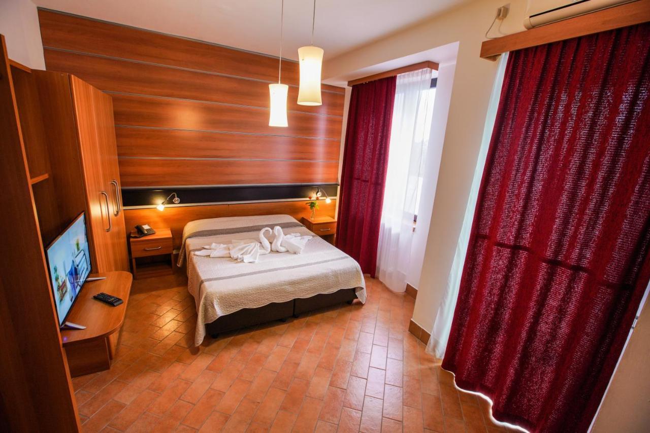 Hotel Murgia 산테라모 인 콜레 외부 사진