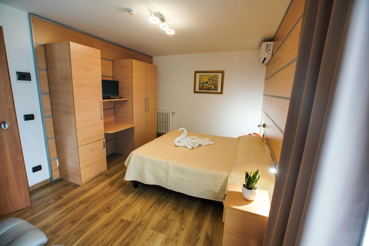 Hotel Murgia 산테라모 인 콜레 외부 사진