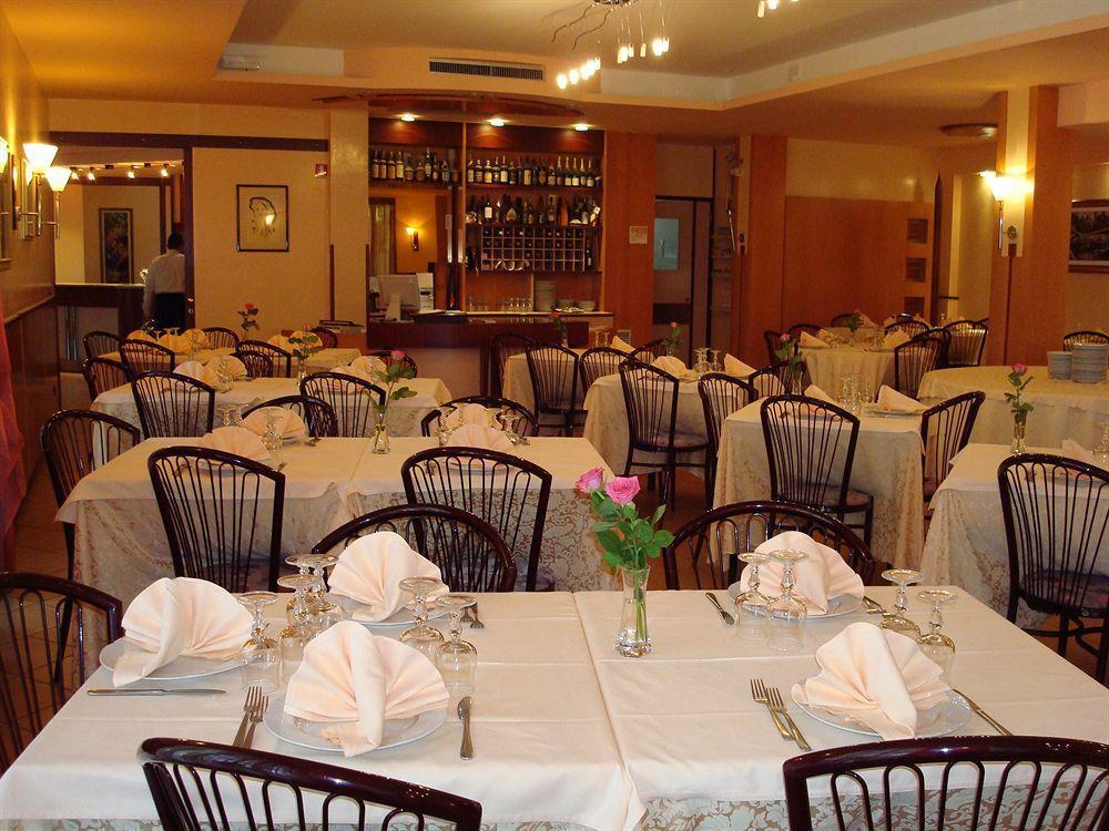Hotel Murgia 산테라모 인 콜레 외부 사진