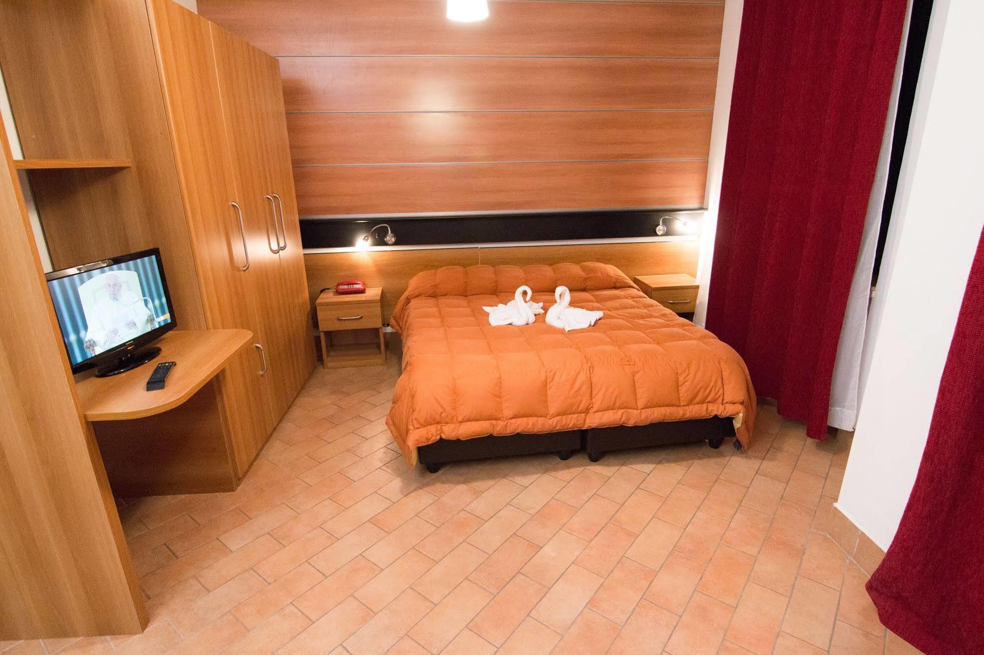 Hotel Murgia 산테라모 인 콜레 외부 사진